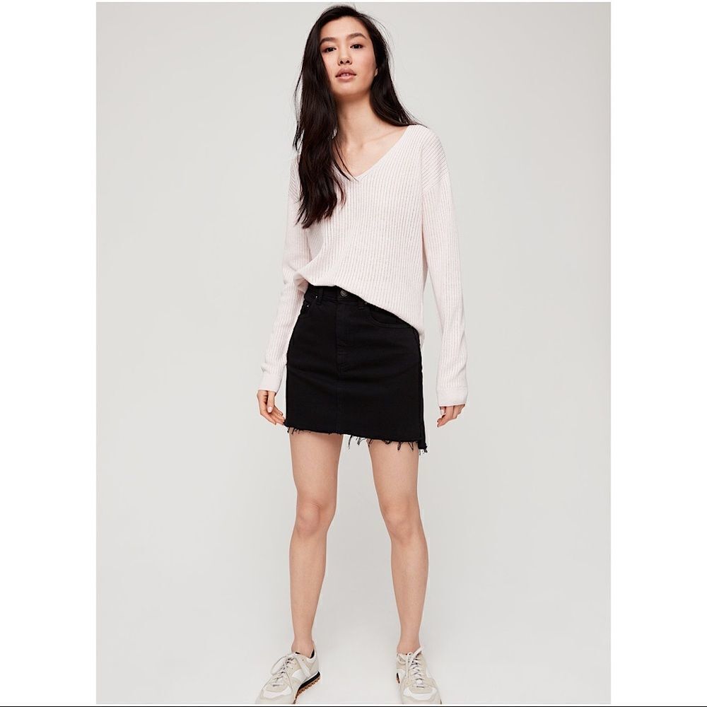 Aritzia Raw Hem Mini Denim Skirt (Size:8)